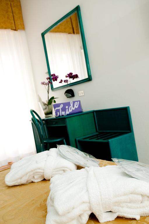 Hotel Iride & Spa Cesenatico Extérieur photo